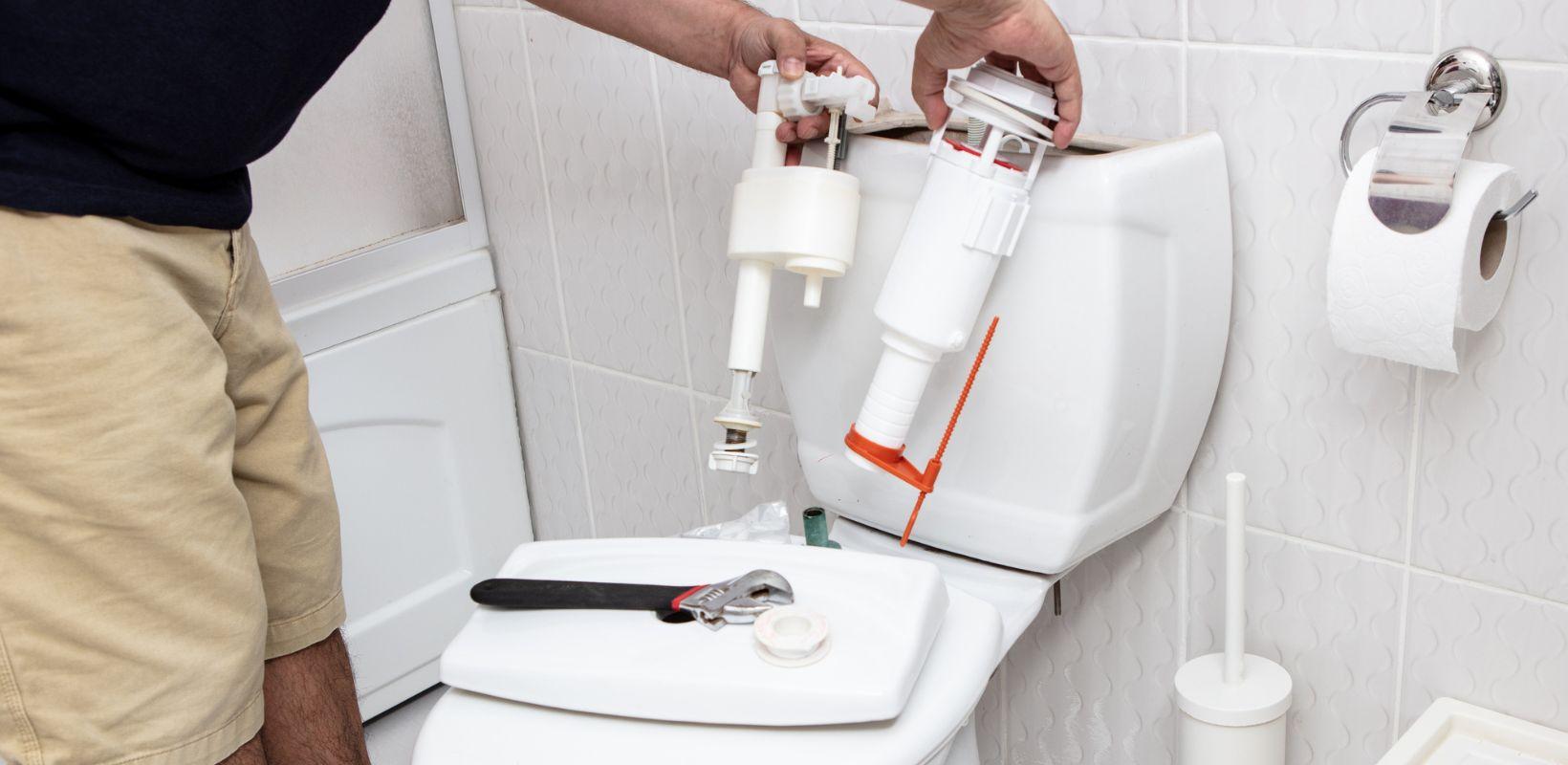 Débouchage de WC : coûts, méthodes, prévention et conseils pratiques